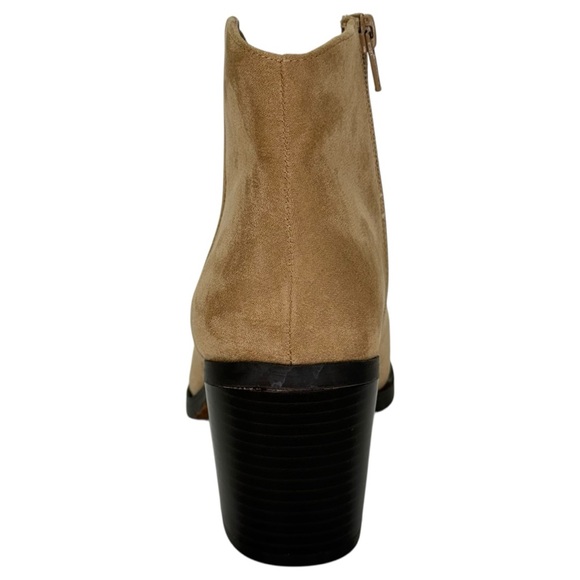 White Mountain Beachwood Tan Microsuede Womens Ankle Boots Size 9M - Picture 4 of 11